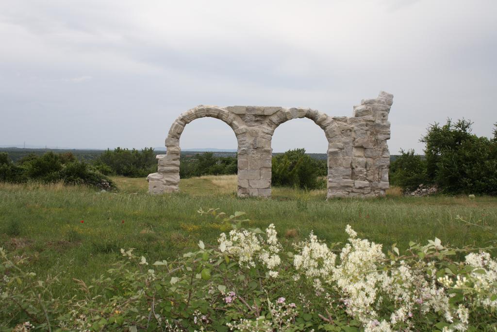 הוילה Bogatić Rural House Gluic חדר תמונה