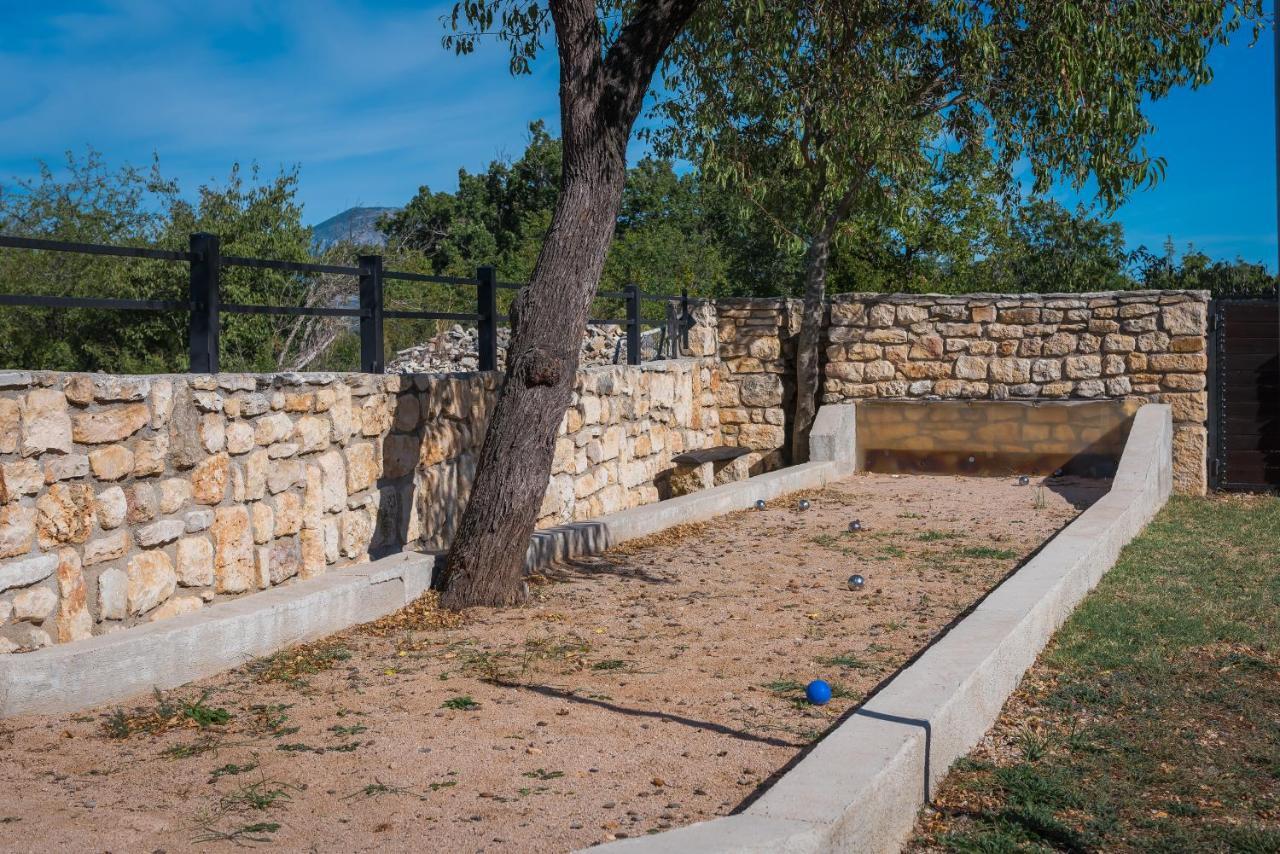 הוילה Bogatić Rural House Gluic מראה חיצוני תמונה